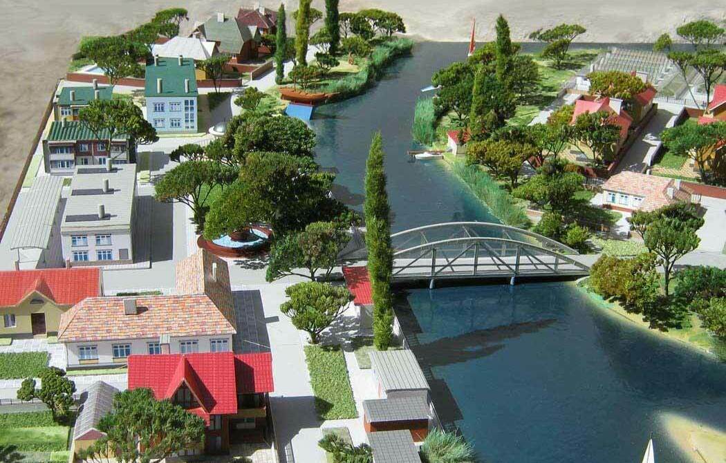 Масштабный макет микрорайона Модель микрорайона с речкой, мостом , жилыми кварталами и зоной отдыха